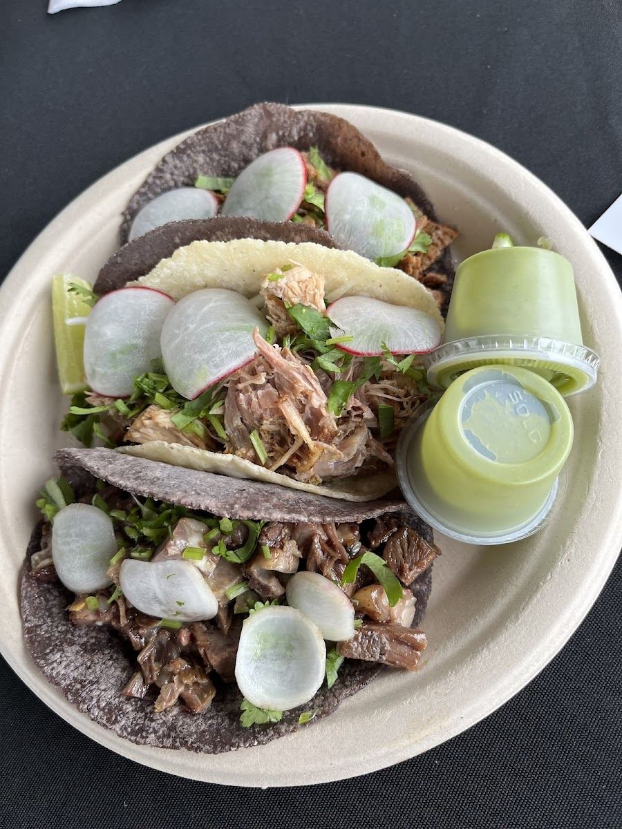 Tacos with radish and lime